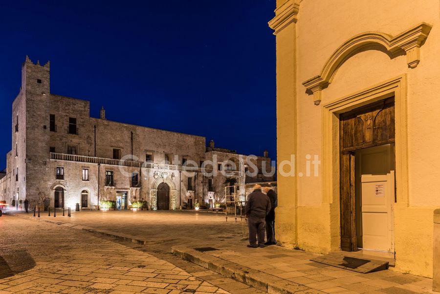 chiesa Madre E Palazzo Risolo