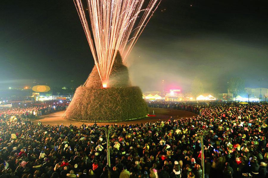 Celebre festa Salento: Focara di Novoli